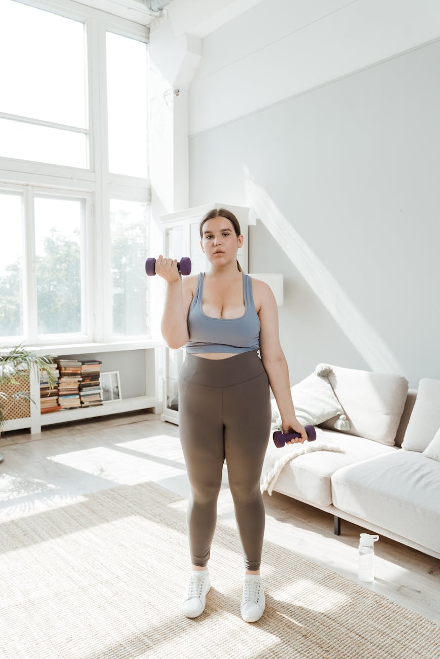Decoding the Fit: Your Guide to Women’s Sportswear Sizing in Japan